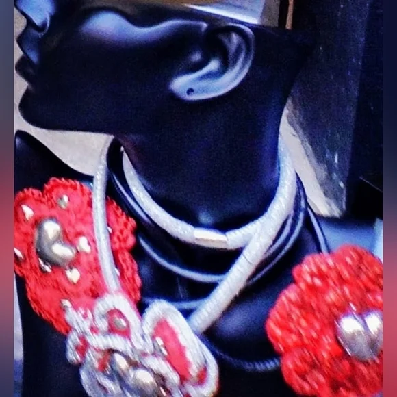 NWT Heirloom Artisanal  Convertible Necklace With Swarovski crystals. - Picture 5 of 10